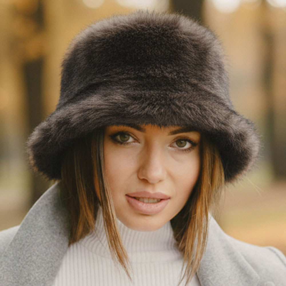 Fluffy Faux Fur Adjustable Strap Winter Bucket Hat